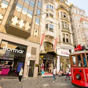 3* Ξενοδοχείο Golden Street