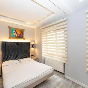 Otel Cirrus, İstanbul