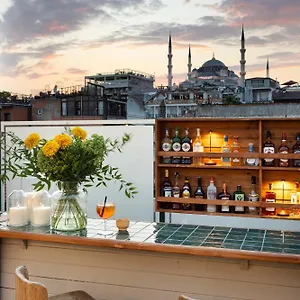 Armada Old Istambul